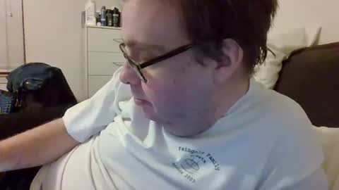 Snapshot of garyg930 chatting on 10, 2, 2026 Gary online show from 10, 2, 2026