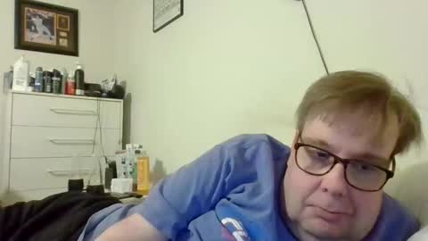 Snapshot of garyg930 chatting on 11, 2, 2026 Gary online show from 11, 2, 2026