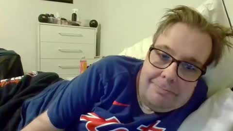 Snapshot of garyg930 chatting on 2, 3, 2026 Gary online show from 2, 3, 2026