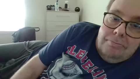 Snapshot of garyg930 chatting on 11, 3, 2026 Gary online show from 11, 3, 2026