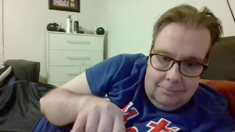 Snapshot of garyg930 chatting on 4, 7, 2026 Gary online show from 4, 7, 2026