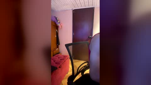 gatita_033 online show from 14, 4, 2026