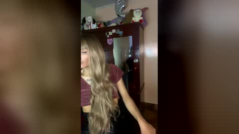 gatita_033 online show from 27, 4, 2026