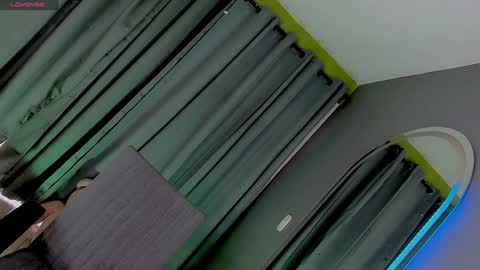 Snapshot of gatitavenecis1 chatting on 7, 1, 2025 Vnecis Marn online show from 7, 1, 2025