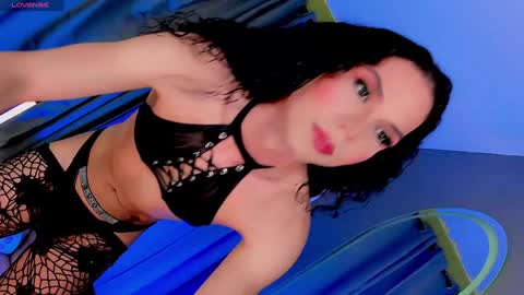 Snapshot of gatitavenecis1 chatting on 1, 2, 2025 Vnecis Marn online show from 1, 2, 2025