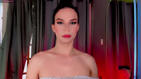 Snapshot of gatitavenecis1 chatting on 2, 2, 2025 Vnecis Marn online show from 2, 2, 2025