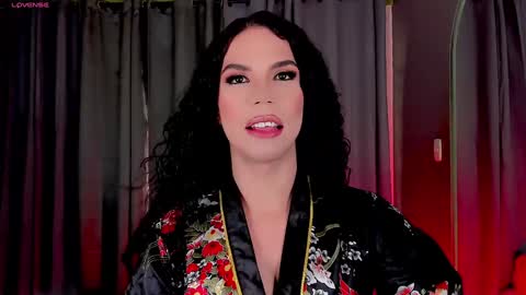 Snapshot of gatitavenecis1 chatting on 4, 2, 2025 Vnecis Marn online show from 4, 2, 2025