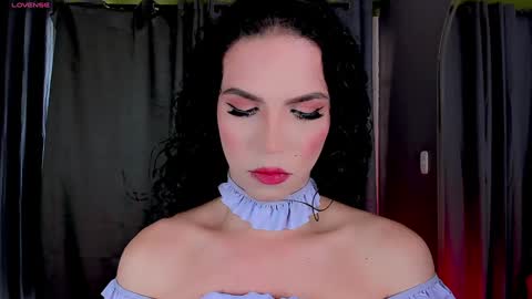 Snapshot of gatitavenecis1 chatting on 8, 2, 2025 Vnecis Marn online show from 8, 2, 2025