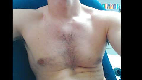 gatosarado23 online show from 25, 4, 2026