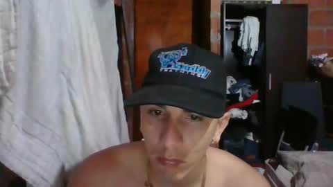 gattitosexy_95 online show from 13, 1, 2025