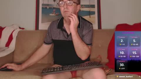 Snapshot of gavinfriend chatting on 23, 12, 2024 Garry online show from 23, 12, 2024