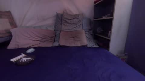 Snapshot of gayrobbin chatting on 7, 2, 2026 gayrobbin online show from 7, 2, 2026