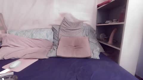 Snapshot of gayrobbin chatting on 2, 3, 2026 gayrobbin online show from 2, 3, 2026