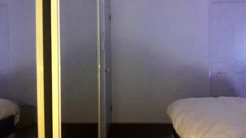 gcsurfer81 online show from 12, 10, 2025