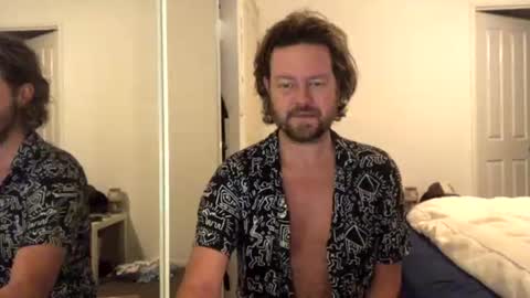 gcsurfer81 online show from 12, 6, 2026