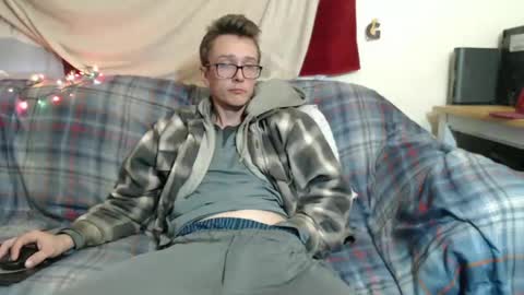 Snapshot of gdanch chatting on 24, 1, 2025 G online show from 24, 1, 2025