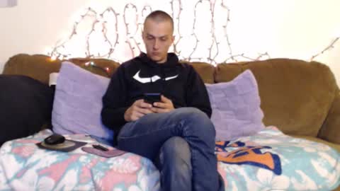 Snapshot of gdanch chatting on 15, 11, 2025 G online show from 15, 11, 2025