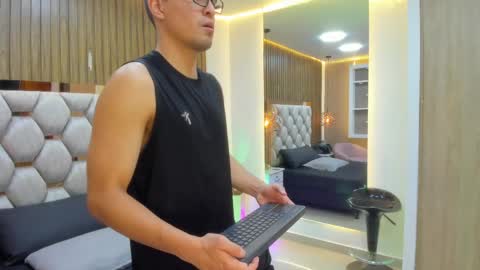 Snapshot of gean_mclovin chatting on 19, 5, 2026 Gean Mclovin online show from 19, 5, 2026