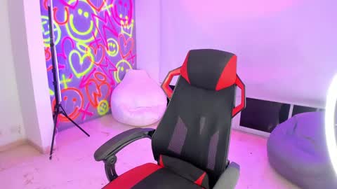 Snapshot of geanna_rose chatting on 17, 1, 2025 geanna_rose online show from 17, 1, 2025