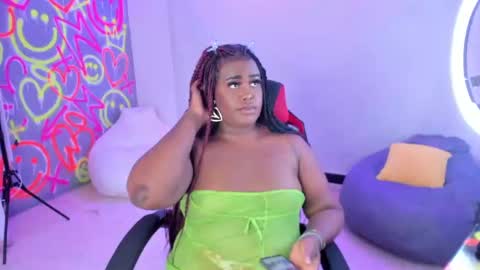 Snapshot of geanna_rose chatting on 6, 2, 2025 geanna_rose online show from 6, 2, 2025