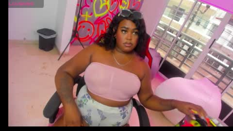 Snapshot of geanna_rose chatting on 1, 10, 2025 geanna_rose online show from 1, 10, 2025