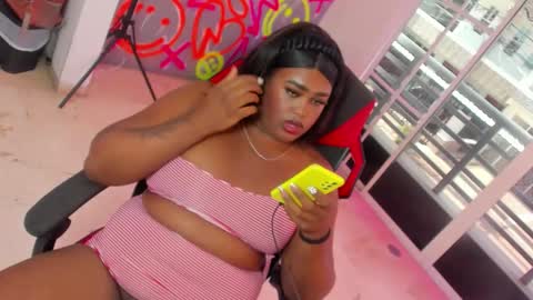 Snapshot of geanna_rose chatting on 4, 10, 2025 geanna_rose online show from 4, 10, 2025