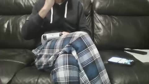 Snapshot of geeezer64 chatting on 12, 1, 2025 geeezer64 online show from 12, 1, 2025