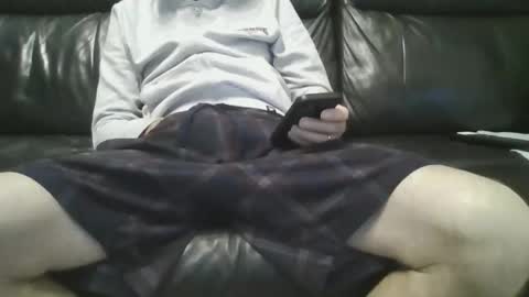 Snapshot of geeezer64 chatting on 19, 11, 2025 geeezer64 online show from 19, 11, 2025