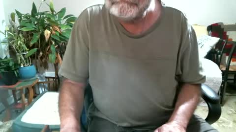 Snapshot of geminiguy1954 chatting on 18, 9, 2025 geminiguy1954 online show from 18, 9, 2025