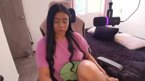 geminis11 online show from 25, 4, 2026