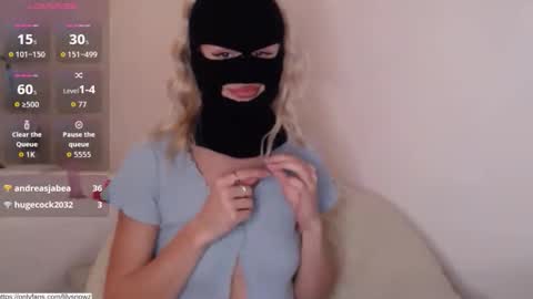 Snapshot of gemiwaterz chatting on 30, 10, 2025 Lilith 3 online show from 30, 10, 2025