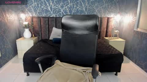 gemma_ward online show from 2, 4, 2026