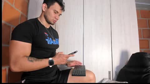 gendersonfit online show from 23, 7, 2026