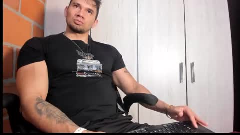 gendersonfit online show from 25, 7, 2026