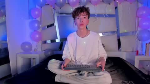 Genesis online show from 27, 10, 2025