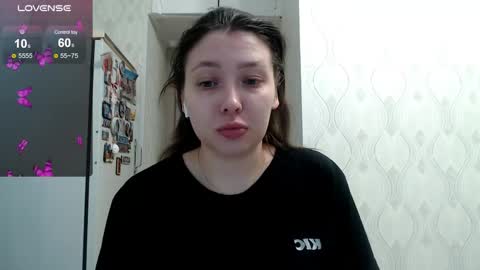 Snapshot of genev__ievee chatting on 31, 5, 2026 genev__ievee online show from 31, 5, 2026