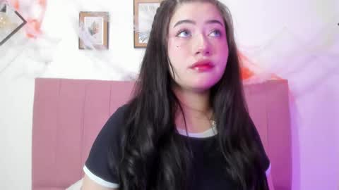 Snapshot of gennesis_love chatting on 29, 10, 2025 Sofia online show from 29, 10, 2025