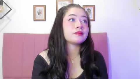 Snapshot of gennesis_love chatting on 2, 11, 2025 Sofia online show from 2, 11, 2025