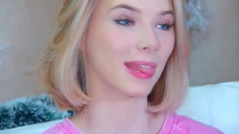 Snapshot of gentlerossi chatting on 2, 12, 2025 GentleRossi online show from 2, 12, 2025