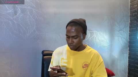 Snapshot of george_lancee chatting on 2, 10, 2025 G E O R G E online show from 2, 10, 2025