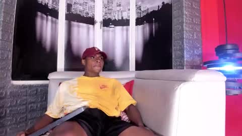 Snapshot of george_lancee chatting on 3, 12, 2025 G E O R G E online show from 3, 12, 2025