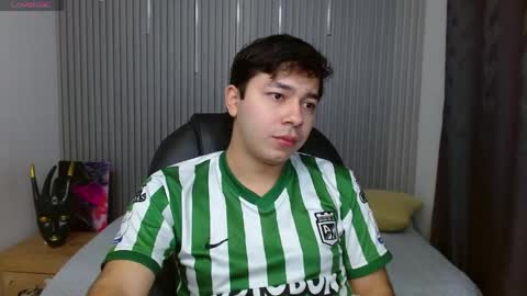 Snapshot of georgesmith_1 chatting on 28, 4, 2026 GEORGE online show from 28, 4, 2026