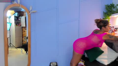 Georgina Coule online show from 7, 2, 2025