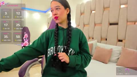 Georgina Kloss  online show from 6, 2, 2026