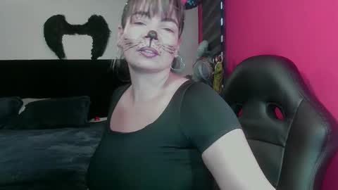 Georgina  online show from 2, 11, 2025