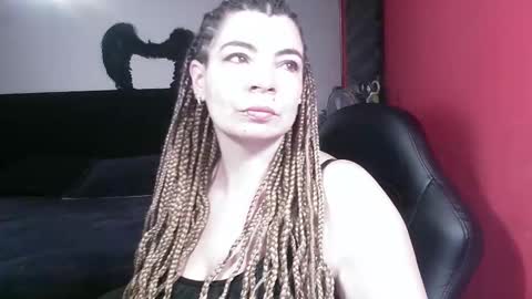 Georgina  online show from 28, 11, 2025