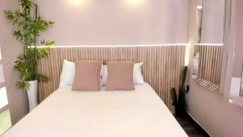 GeorginaReyes  online show from 18, 4, 2026