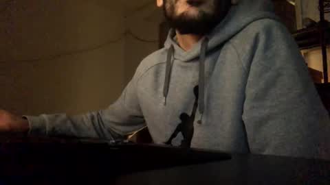 Snapshot of germanlatino02 chatting on 18, 11, 2025 teo online show from 18, 11, 2025