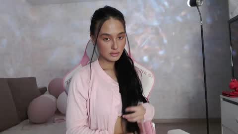Snapshot of germiona_shine chatting on 9, 4, 2026 Germiona online show from 9, 4, 2026