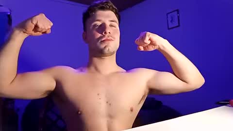 gferrari1996 online show from 11, 9, 2025